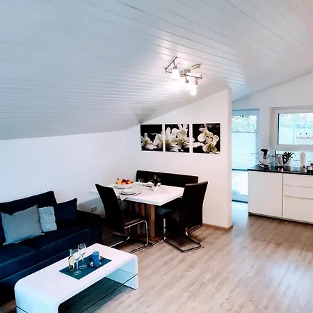 Lehmann Apartman *